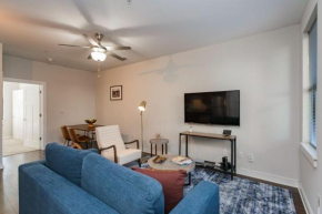 CozySuites MusicRow Alluring 1BR w free parking 58